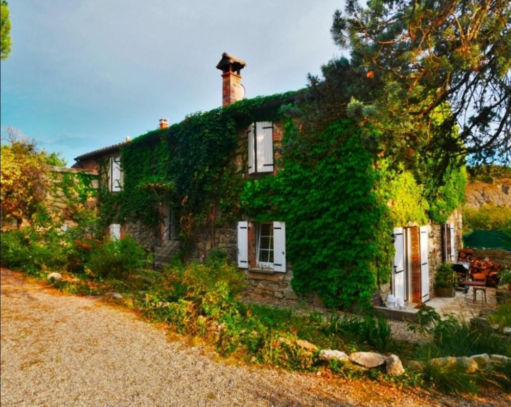La Maison D'Annie Banne Exterior photo